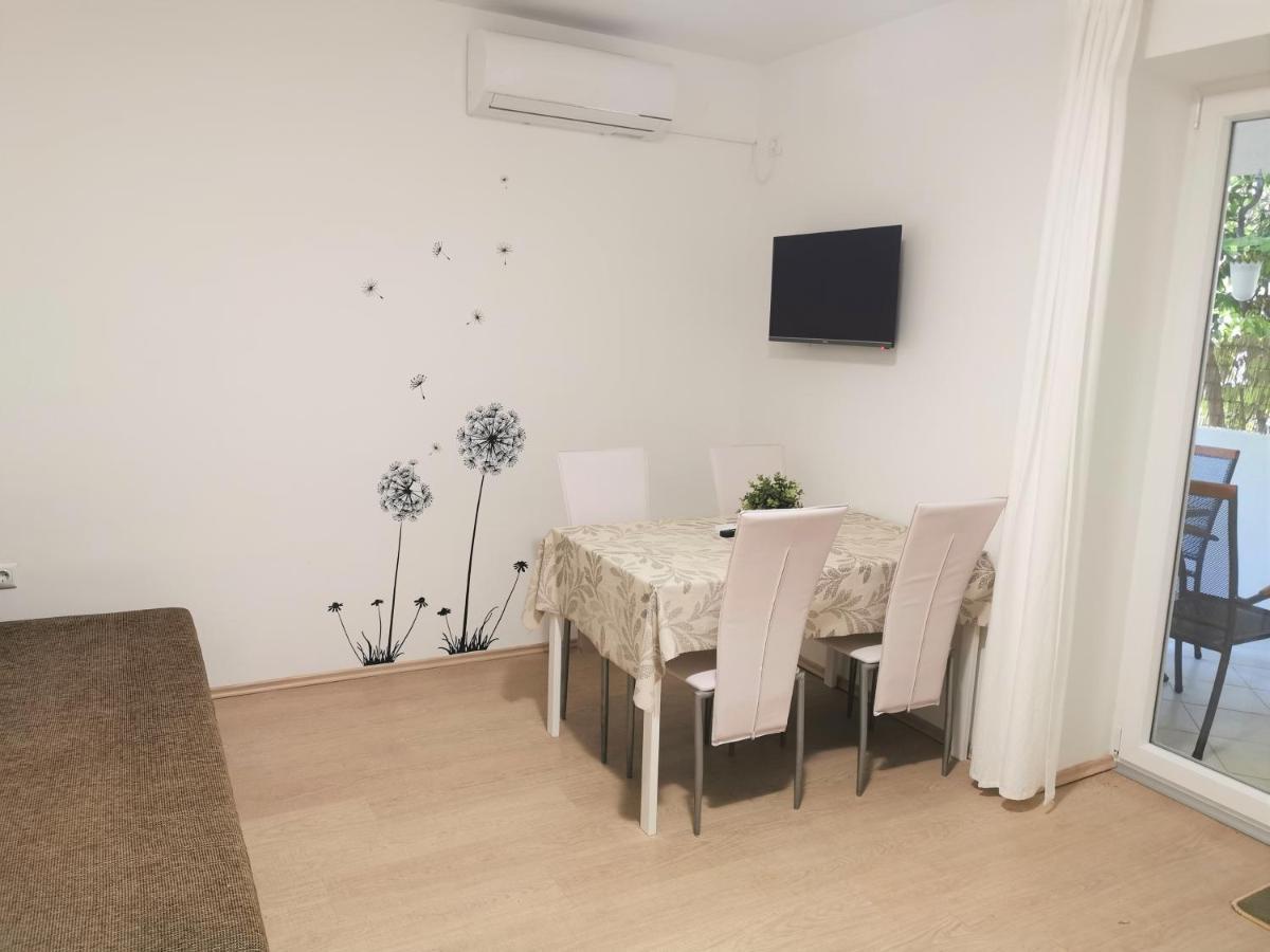 Lenka Apartments I Novalja Exterior photo